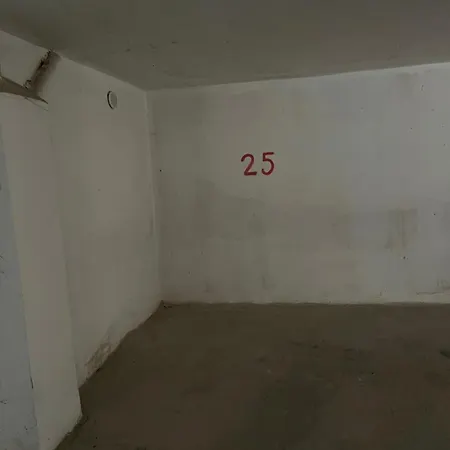 Apartment Golem Og *