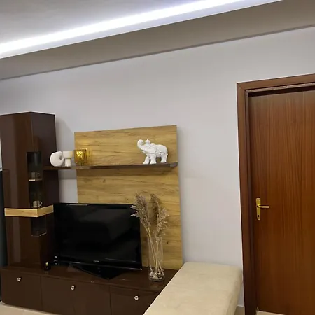 Apartman Og Golem