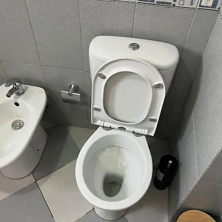 Apartment Golem Og Golem (Tirana)