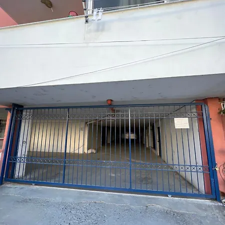 Golem Og * Golem (Tirana)