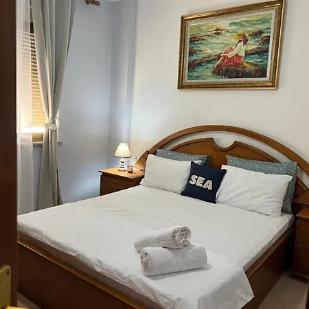 Apartment Golem Og Golem (Tirana)