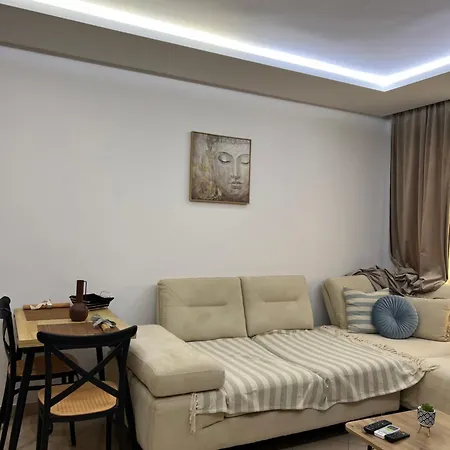 Golem Og Golem (Tirana)