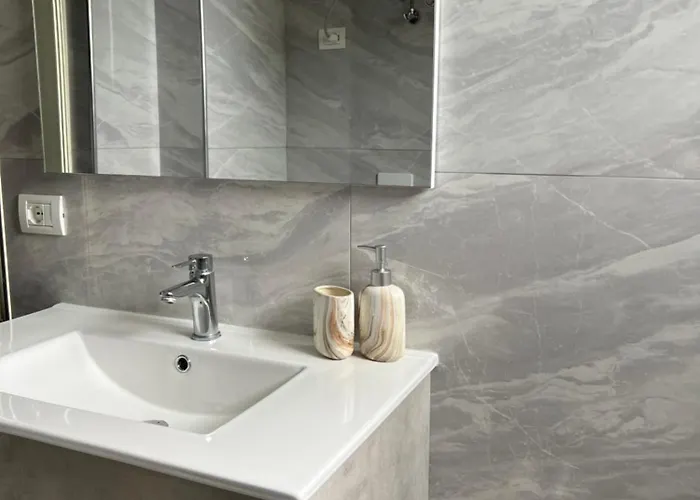 Og Apartamento Golem (Tirana)